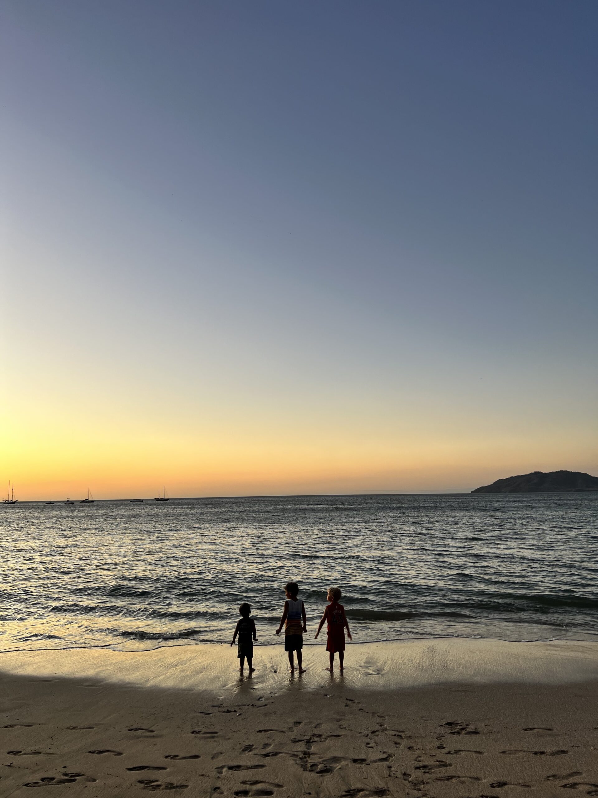 Tips For Booking Summer family travel